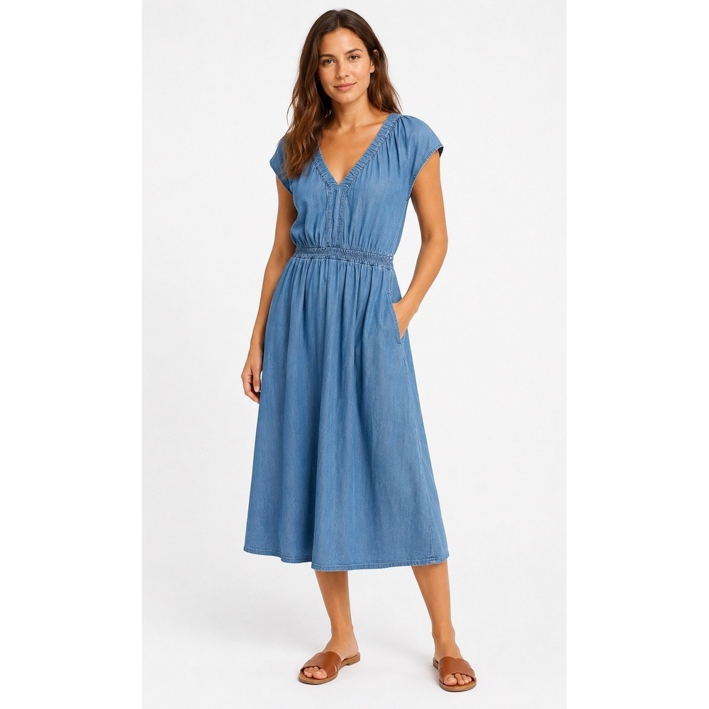 Gap Chambray Blue Midi Dress M NWOT Cottagecore Coastal Grandmother Denim Cotton